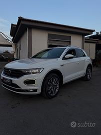 Volkswagen T-Roc 2.0 TDI SCR 150 CV DSG R-Line