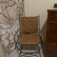 Poltrona in vimini e ferro