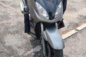 Yamaha xmax. 250