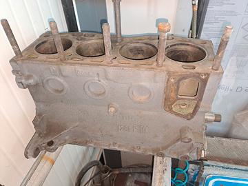 Monoblocco fiat 128