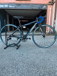 Bici da corsa Orbea Avant carbonio