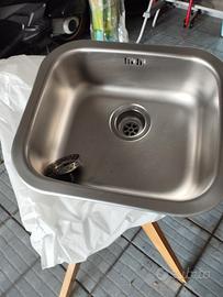 miscelatore e lavandino cucina Ikea 