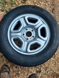 Ruota di scorta 215/65 R16  Come nuova