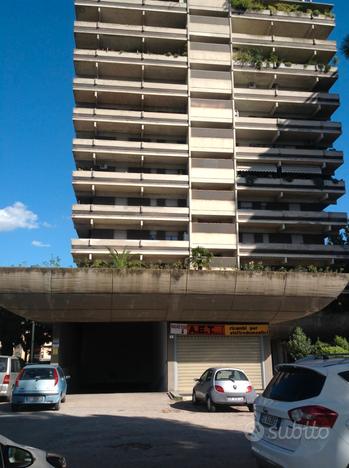 Garage in via Aleardi diverse metrature