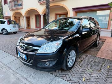 Opel Astra 1.4 16V GPL Twinport Station Wagon Enjo