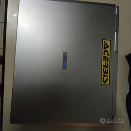 Notebok Asus 2500D Linux Ubuntu 8.10 Preinstallato