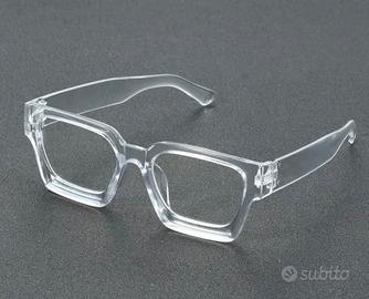 Occhiali trasparenti