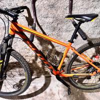Montain bike scott