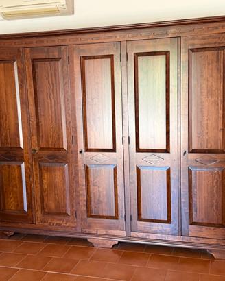 Armadio in legno vintage