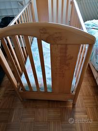 lettino in legno