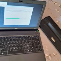 Poratile Sony Vaio i3 VCPS11G7E