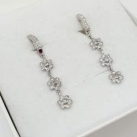 COD.1563A.25 ORECCHINI ORO BIANCO FIORI DI LUCE