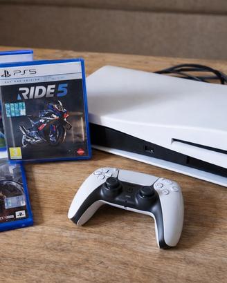 Sony Play Station 5 con accessori