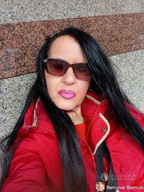 Donna italiana disposta anche per l'estero