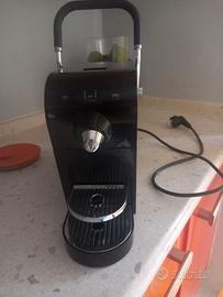 Macchina per caffè lui l'espresso