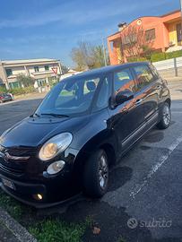 Macchina Fiat 500l