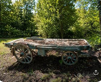 Antico carro agricolo