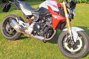 Bmw F900R cv 105 pari nuovo
