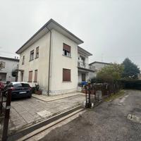 Treviso, S.M.R. Porzione di abbinata in orizzontal