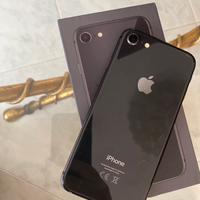 I phone 8 64 gb prezzo trattabile
