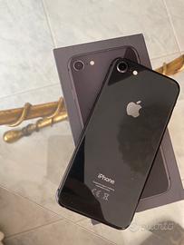 I phone 8 64 gb prezzo trattabile