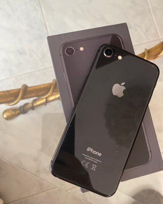 I phone 8 64 gb prezzo trattabile