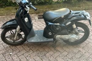 Aprilia Scarabeo 50cc - Nero Opaco