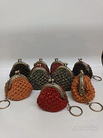 portachiavi clic clac fatti ad uncinetto