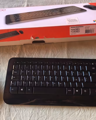 Tastiera e mouse wireless