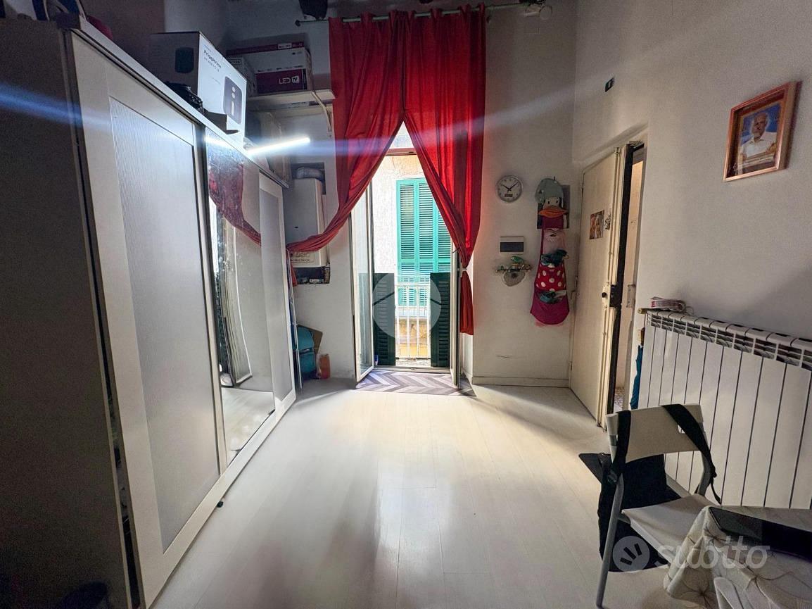 Apartment in Napoli, San Ferdinando, Municipalità 1 - Vista 2