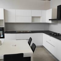 MIX CUCINE ANGOLARI NUOVE, FINE SERIE, COMPONIBILI