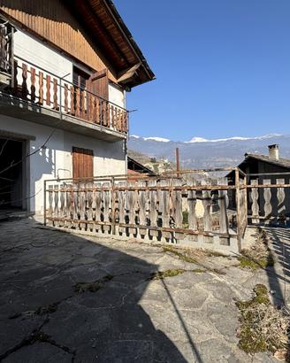 INTROD Frazione Villes-Dessous
