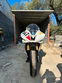 Yamaha R6 pista