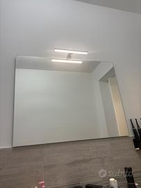 Specchio bagno con luce