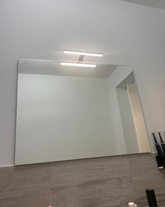 Specchio bagno con luce