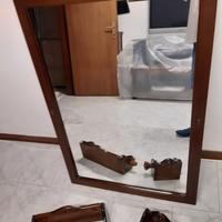 Specchio bagno con accessori