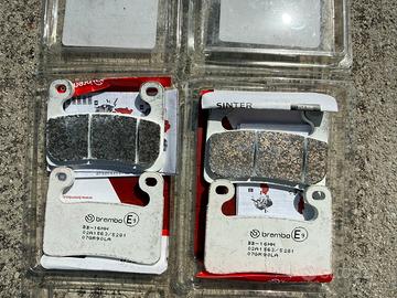 Set 2 coppie pastiglie Brembo per BMW R1250 GS