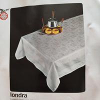 Tovaglia rifinita a giorno per 12 persone  Londra
