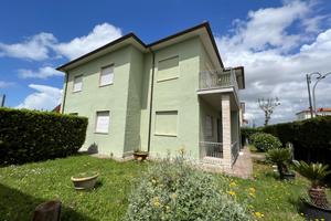 Villa a Cecina