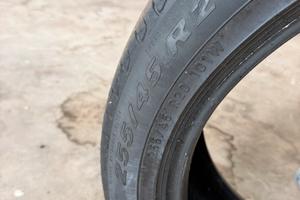 Pirelli Scoprion 255/45 R20