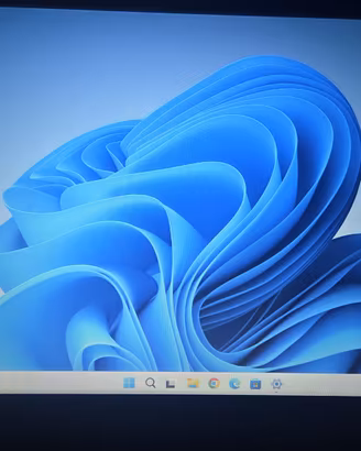 Notebook i3-7020U - SSD 128 - 8 GB DDR4 - Win11