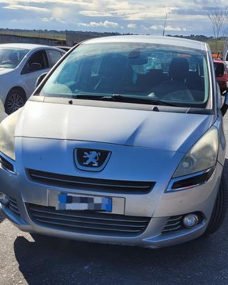 RICAMBI USATI AUTO PEUGEOT 5008 1° Serie 9HZ Dies