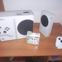 xbox serie S + caricatore per controller