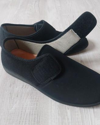 Scarpe ortopediche nere pianta larga n. 42 unisex