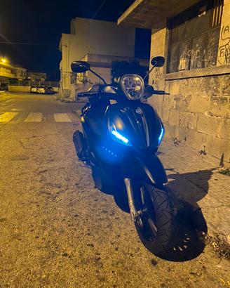 Beverly 125