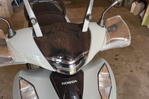 sh 125 grigio finanza