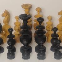 piccolo set di scacchi in legno antico c/ scatola