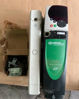 INVERTER TRIFASE  SP2402 CONTROL TECHNIQUES