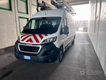 Furgone attrezzato