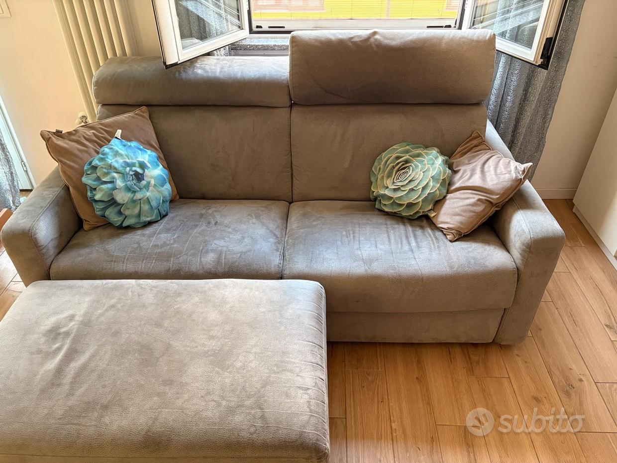 Divano poltrone sofa Mobili usati - Main Image